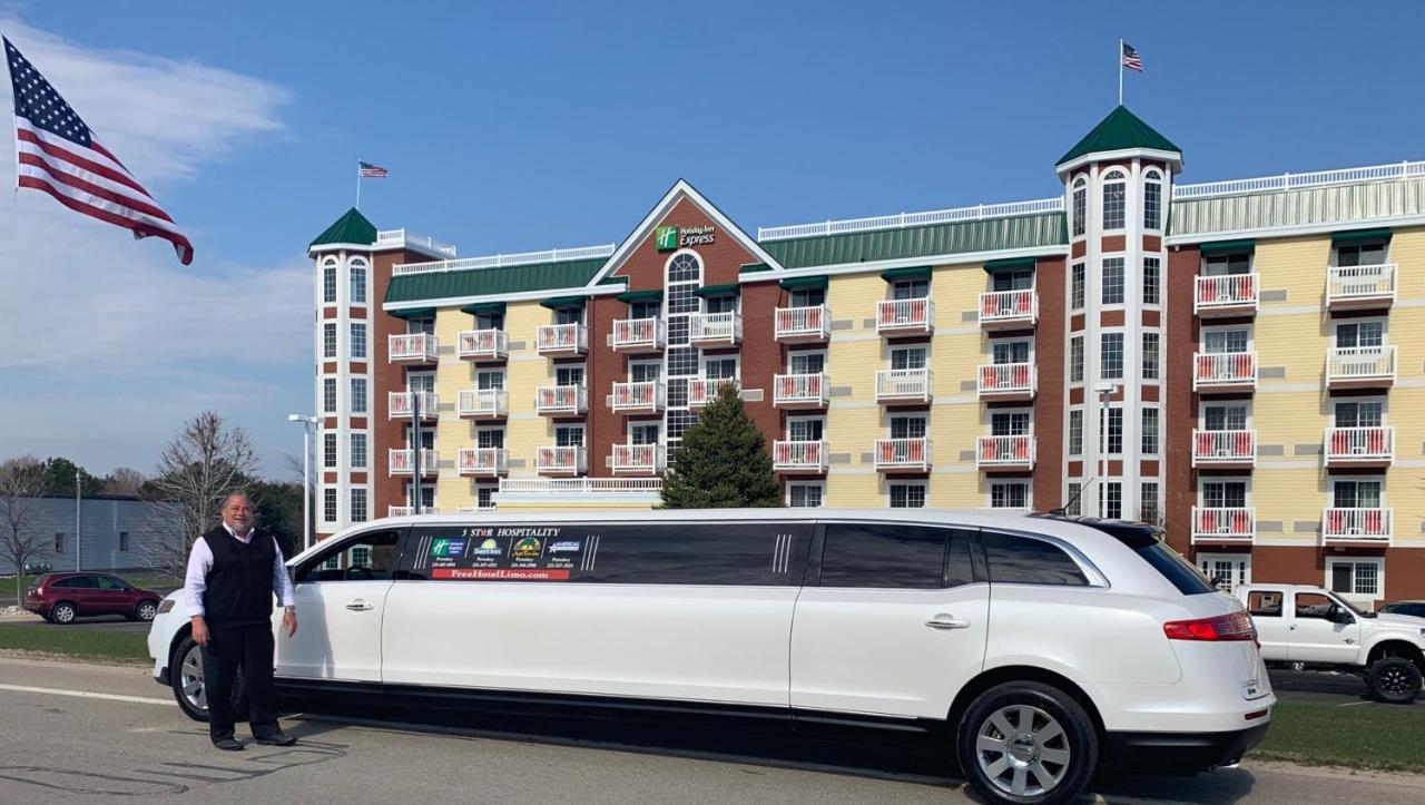 Days Inn By Wyndham Petoskey Esterno foto