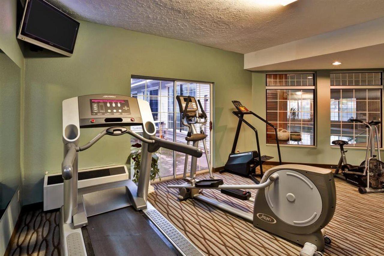 Days Inn By Wyndham Petoskey Esterno foto