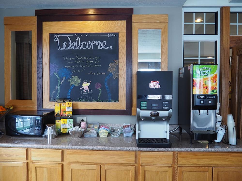 Days Inn By Wyndham Petoskey Esterno foto
