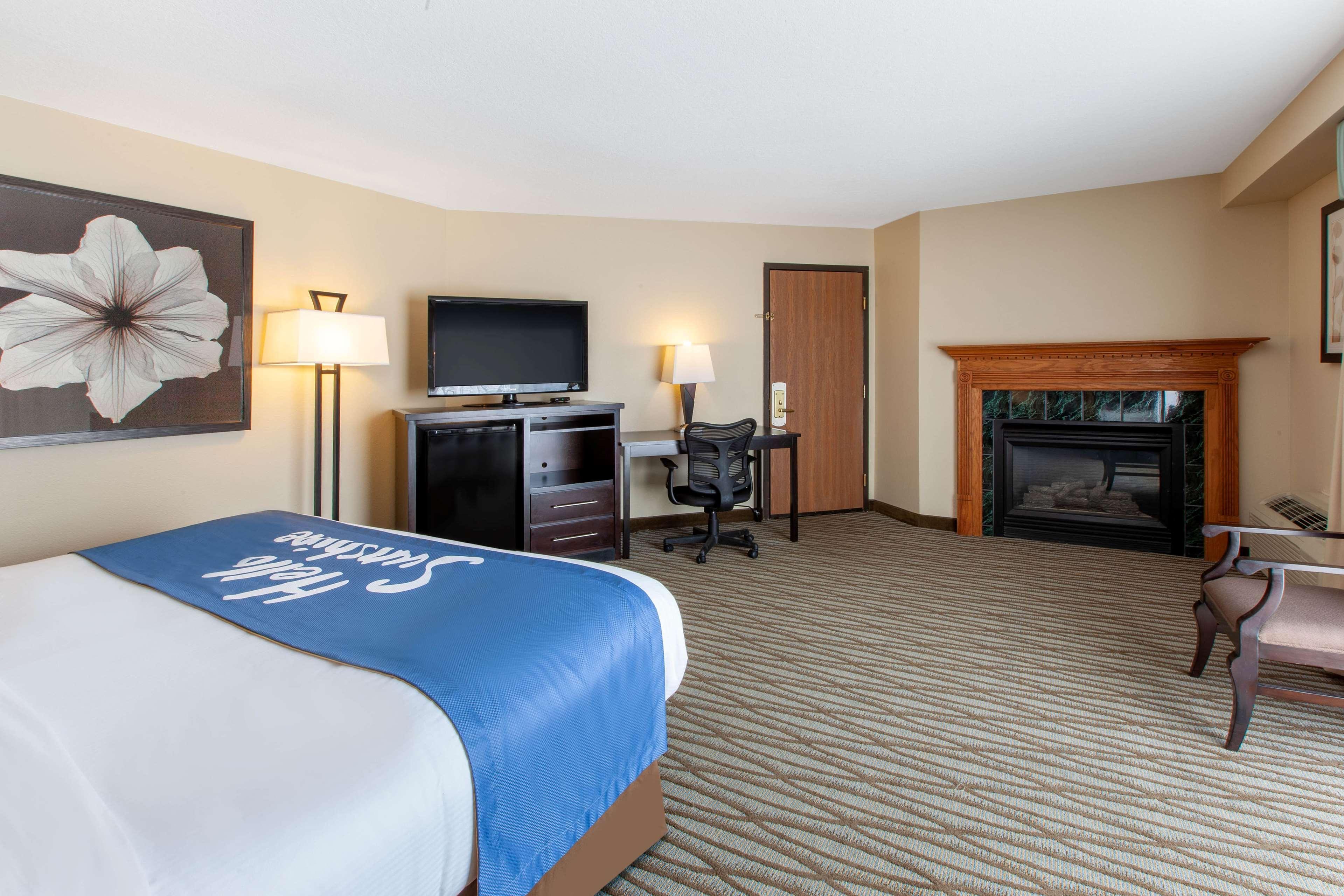 Days Inn By Wyndham Petoskey Esterno foto
