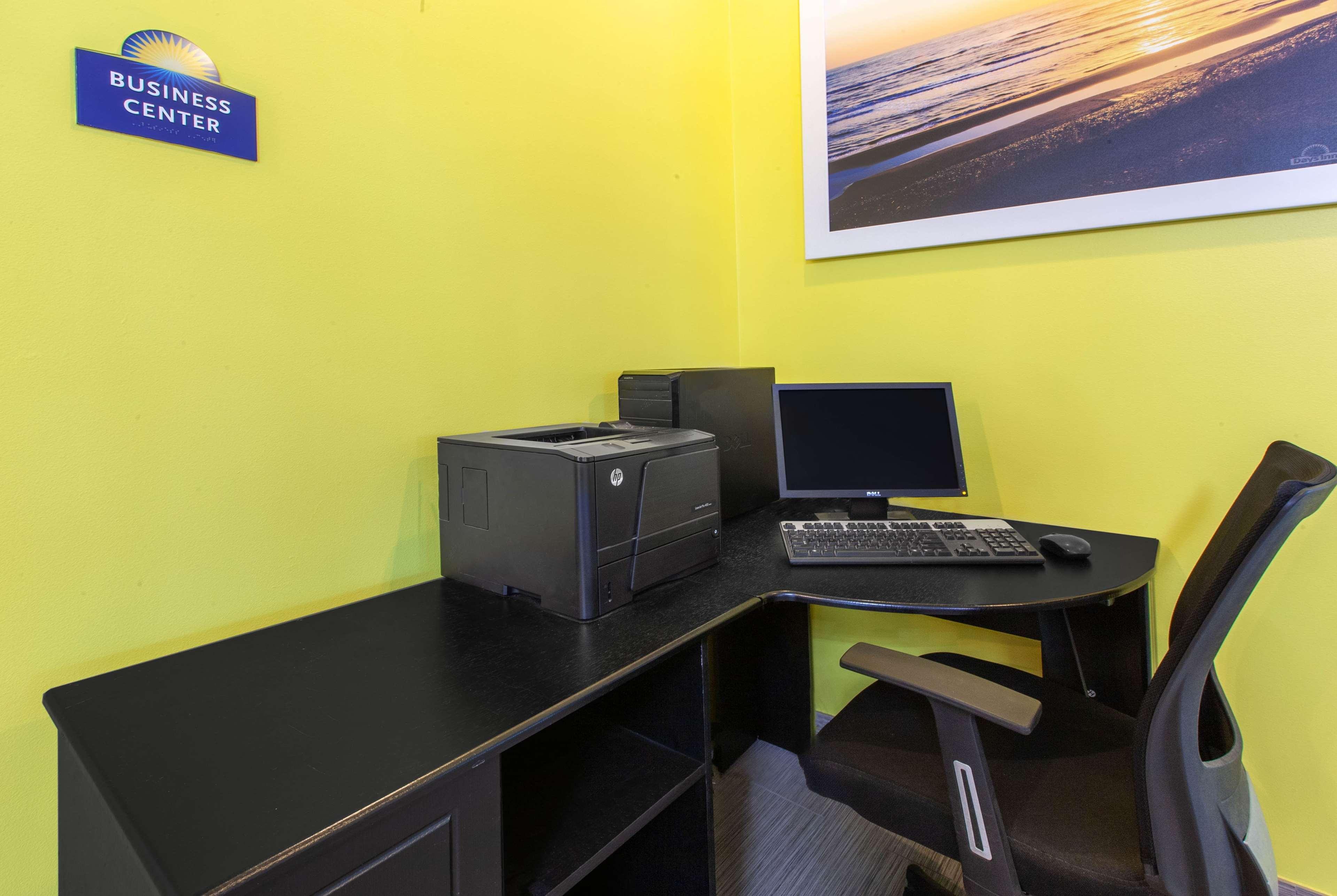 Days Inn By Wyndham Petoskey Esterno foto