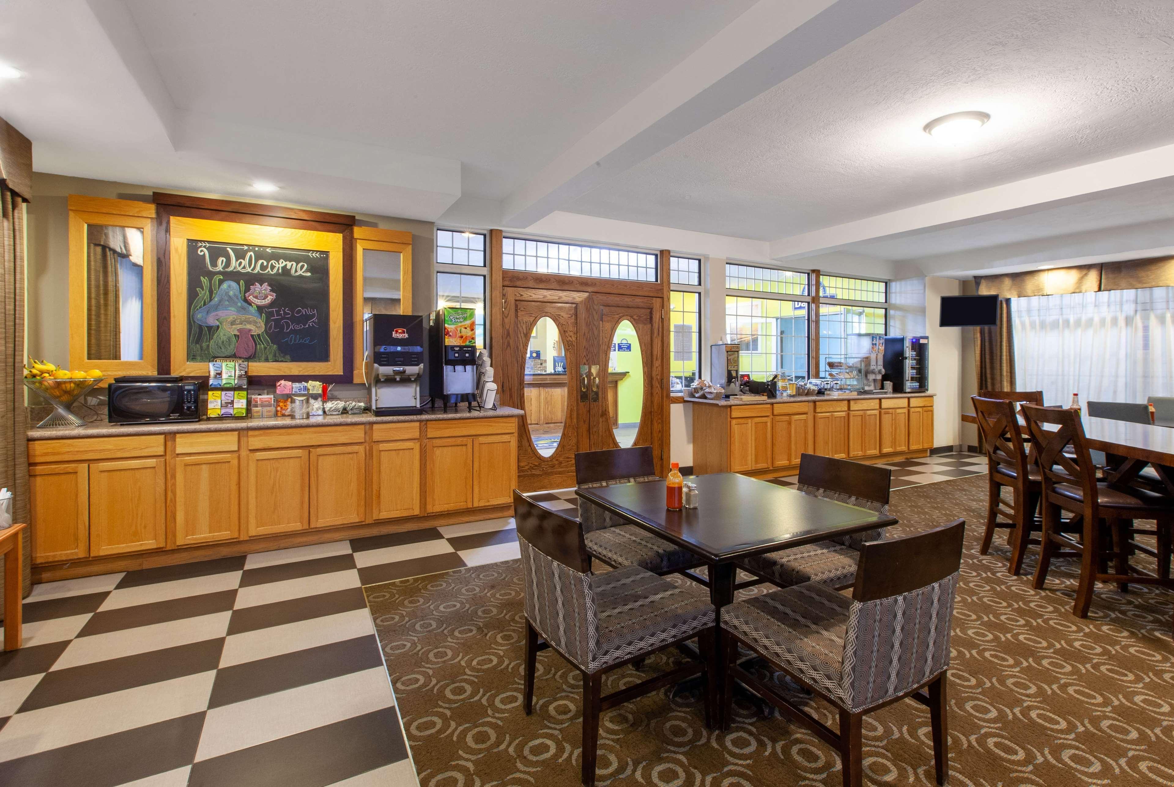 Days Inn By Wyndham Petoskey Esterno foto