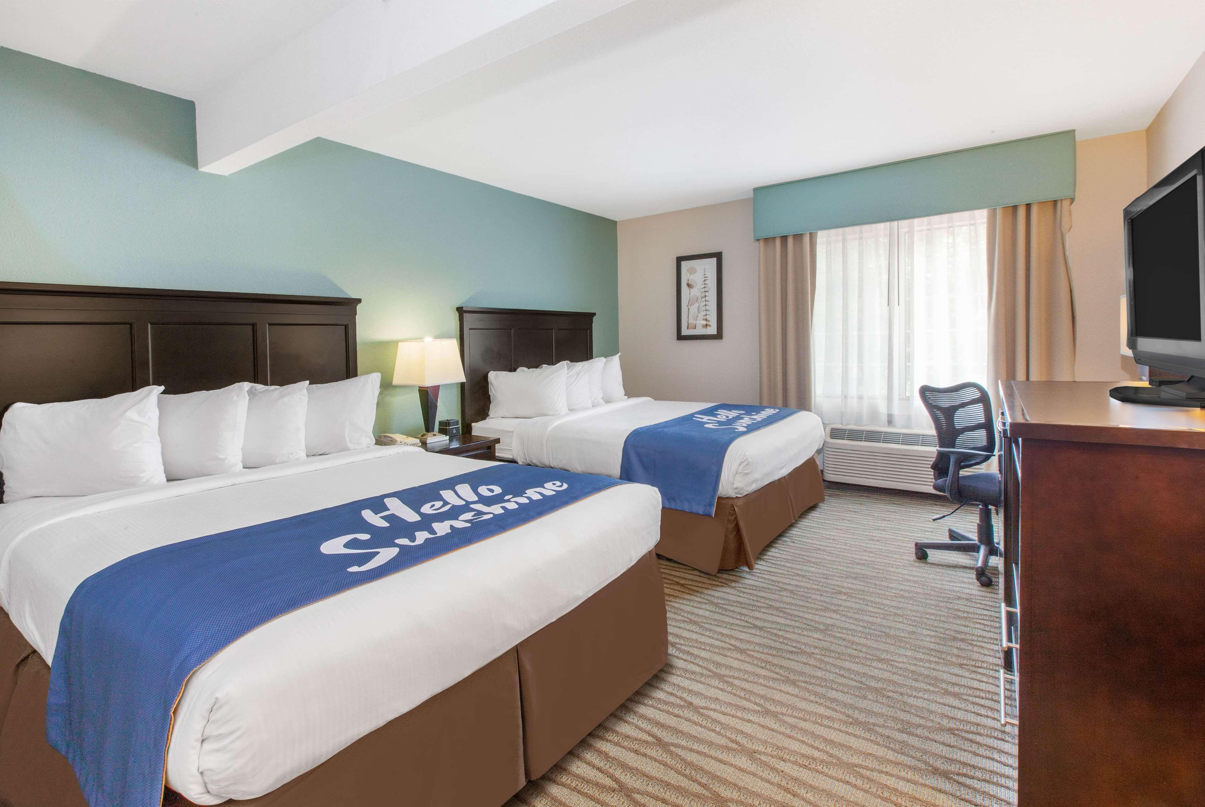 Days Inn By Wyndham Petoskey Esterno foto