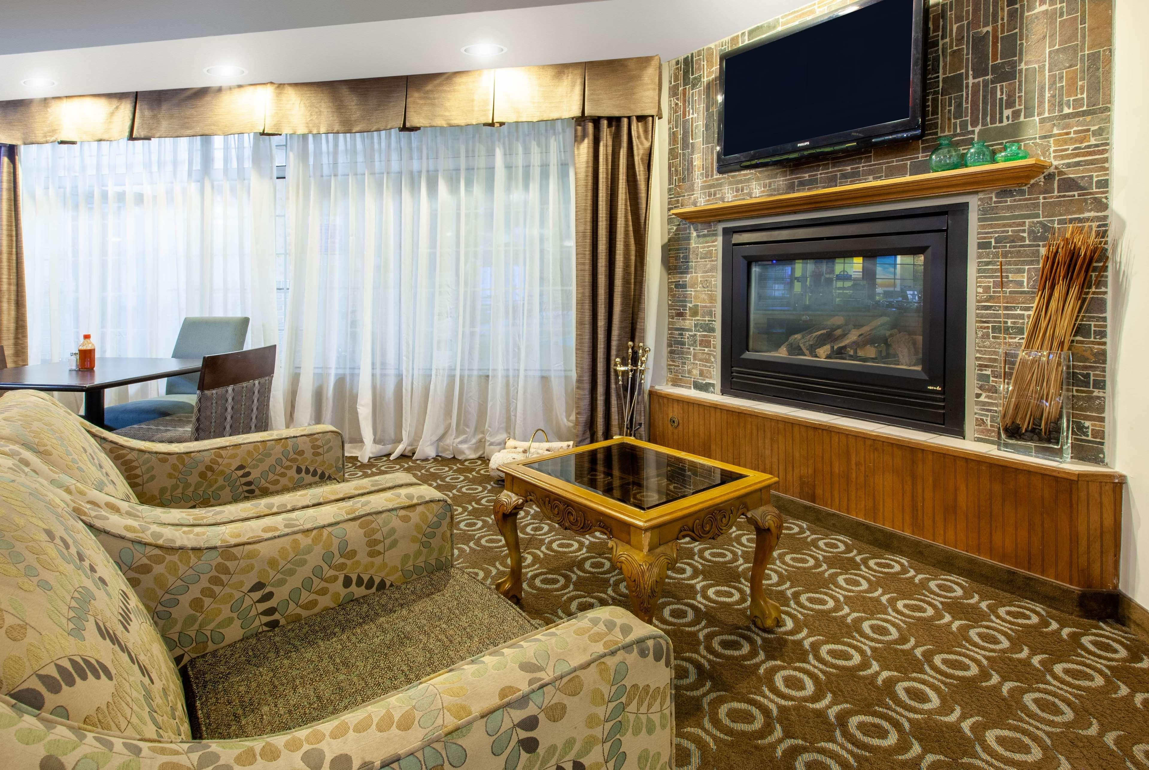 Days Inn By Wyndham Petoskey Esterno foto